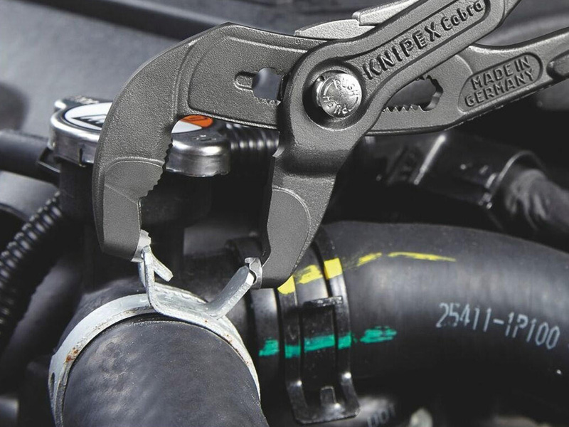 Functions of Double-Bolt Clamps